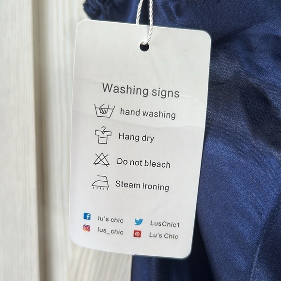 Lus Chic NWT Navy Pajama Slip with Scalloped side slit Sz 3X - Picture 4 of 15